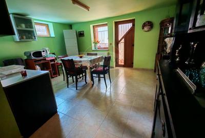 Casă spațioasă cu panoramă superbă+garsonieră separată, venit pasiv. - 14