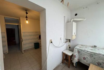 3 cam, 74 mp. decomandat, fara imbunatatiri, et.4, acoperis, Cuza Voda - 5