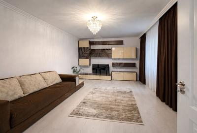 Apartament cu 2 camere decomandat, mobilat în Republicii