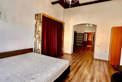 Casa + Spatiu Comercial  * Central * Brasov * - 7