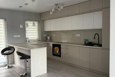 CASA ELEGANTA CU TEREN 1500MP,ZONA PETROM - 20