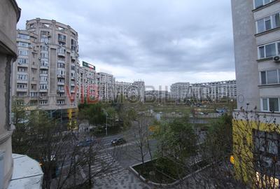 Piata Alba Iulia - Decebal - studio prima inchiriere - vedere bulevard - 3