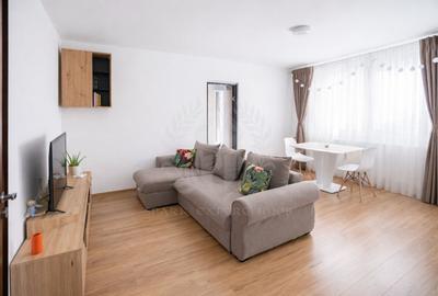 Apartament cu 2 camere semidecomandat, mobilat în Vest
