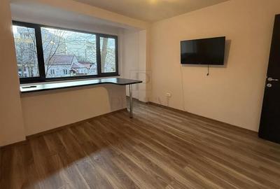 Apartament cu 2 camere decomandat în Favorit