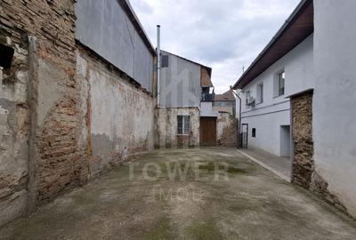 De vânzare teren cu proiect de reconstrucție apartament – zonă centrală - 12