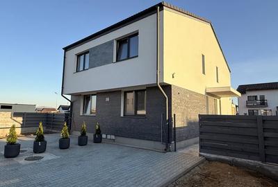Duplex modern cu grădină și două locuri de parcare - 12