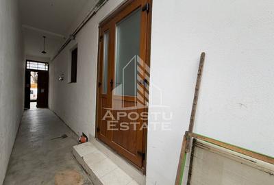 Duplex cu 3 camere, 2 bai, 2 bucatarii, teren 222 mp, zona Elisabetin - 11