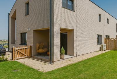 Duplex cu 4 camere în Est