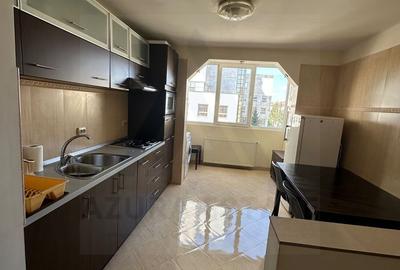 Apartament cu 2 camere decomandat, mobilat în Calea Dumbrăvii