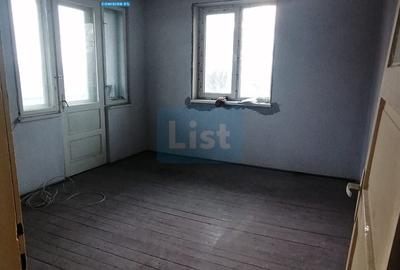 Apartament cu 2 camere decomandat în Micro 1
