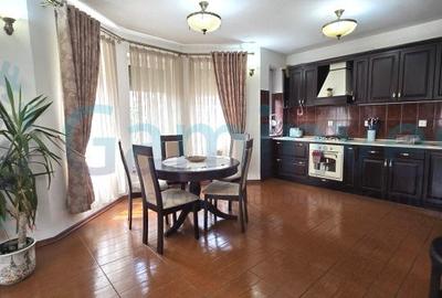 Casa cu 6 camere,singur in curte si dublu front stradal,zona Cantemir,Oradea - 5