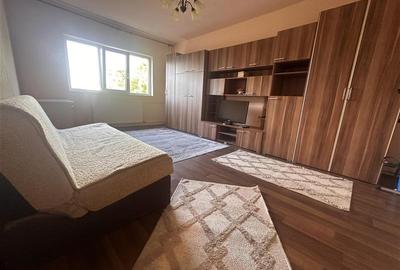 Decomandat, mobilat si utilat la etajul 3 - 2