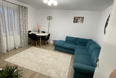 Apartament cu 2 camere decomandat în Hotvon