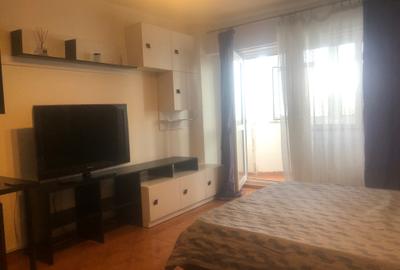 Garsonieră decomandată, mobilată în Timpuri Noi