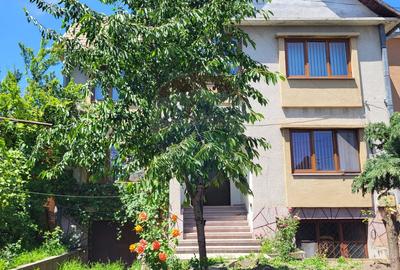 Casa / Vila cu 5 camere de vanzare Ultracentral Turda - 2