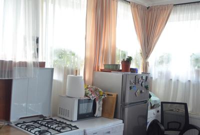 Apartament cu doua camere in vila cu foisor - 7