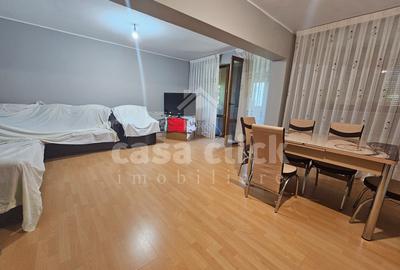 Apartament 4 camere Micro 21, etaj intermediar