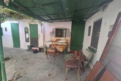 Casă bătrânească 3 c + magazii, Coiciu, 74 mp, Teren 201 mp posibil extindere - 3