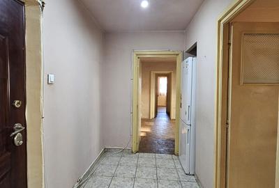 PROPRIETAR!! Apartament 3 camere Et 1 zona Victoria / Aleea Romanitei !! - 20