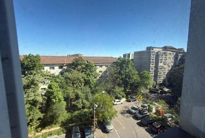Ap 3 camere, decomandat,etaj 5 – zona Piața Rogerius.Pret 112.000 euro - 4