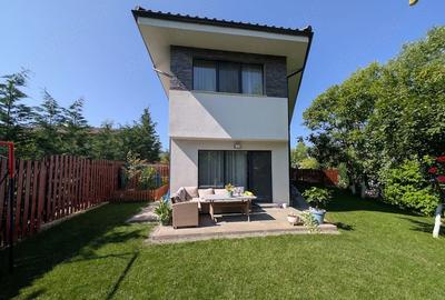Duplex la cheie cu 4 camere, 137 mp plus 258 mp teren, parcare, zona Macesului - 2