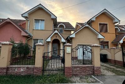 Casa situată în spatele primăriei aproape de centru - 6