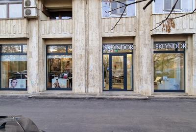 Spatiu nou, Pal Parlamentului,  showroom, birouri. clinica, 27ml fatada - 1