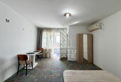 Apartament cu o camera de vanzare, zona Circumvalatiunii, Timisoara - 2
