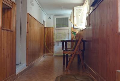Casă Individuală de Închiriat – Lazaret / Lupeni – Garaj + Curte - 20