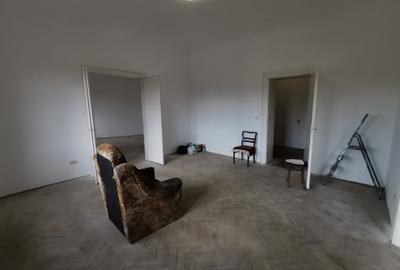 🏡 Apartament deosebit ultracentral – Lugoj | 🌊 Vedere spre râul Timiș | 💼 Ide - 9