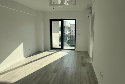 Garsonieră decomandată în Nicolina