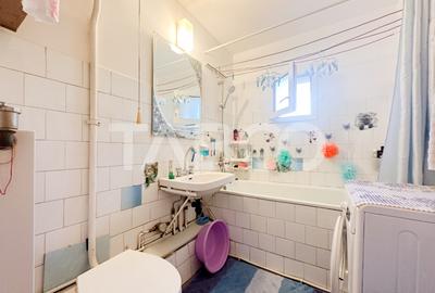 Vanzare apartament 2 camere etaj 1 decomandate cartierul Intre Lacuri - 3