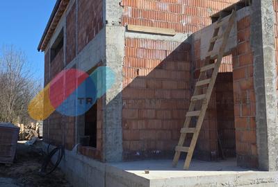 Casa individuala 6 camere, 176 Mp, teren 1100 Mp, zona Salicea - 14