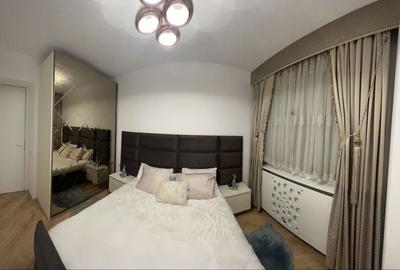 Apartament cu 3 camere decomandat, mobilat în Pipera