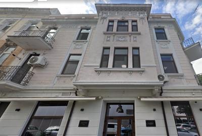 Birou, de 100.00 mp, în Central