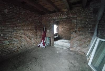 Berliste, Casa pt 2 Familii, la Sosea, Pret Negociabil - 25