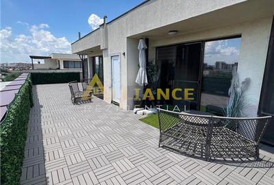 Apartament cu 4 camere decomandat, mobilat în Metalurgiei