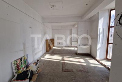 Spatiu comercial sau birouri in Turnisor la parter cu vad stradal - 5