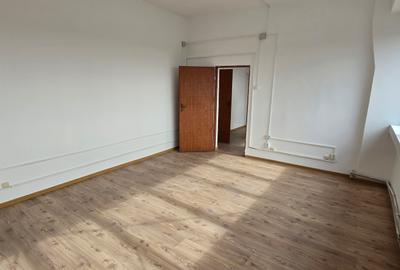 Spatiu de birouri, cabinete medicale, clinici, etc. - 31