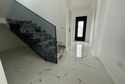 Vilă modernă cu teren generos – lângă Paradisul Verde - 10