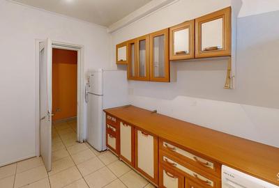 De vanzare, Bd. Ferdinand – 3 camere, 3 balcoane inchise, decomandat - 7