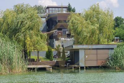 DOM00343 - Vila luxurianta la lac cu ponton si casa de barca Snagov - 4
