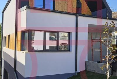 Casă individuală cu 4 camere în Dâmbul Rotund