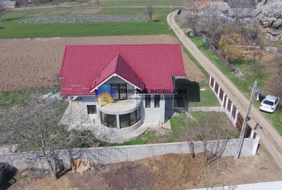 Casa noua din 2023 comuna Girov - localitatea Gura Vaii - 6