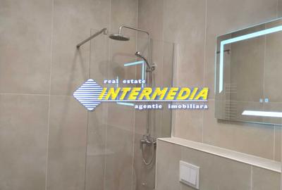 Apartament cu 3 camere decomandat, mobilat în Cetate