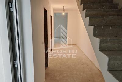 Duplex la cheie,4 camere Giarmata Mare - 15