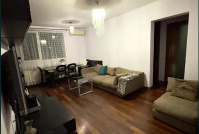 Titan Parc, scoala Hamburg 195, Rotunda - 7