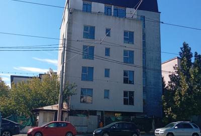 Vand bloc locuinte colective la rosu, stradal – Șos. Chitilei - 1