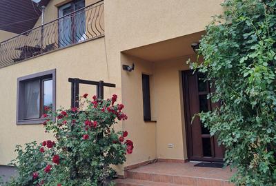 VILA IN REGIM DE INALTIME PARTER SI ETAJ ULTRAFINISATA PE 19 ARI TEREN - 42