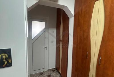Apartament 2 camere decomandat Canta etajul 2 - 5